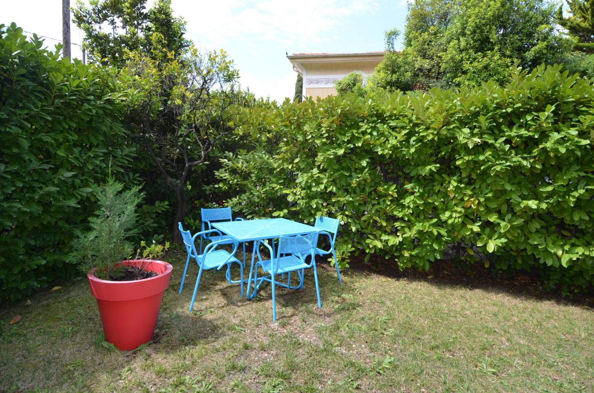 Appartement d'époque avec jardin et parking 4 personnes Le Port de Niza Exterior foto