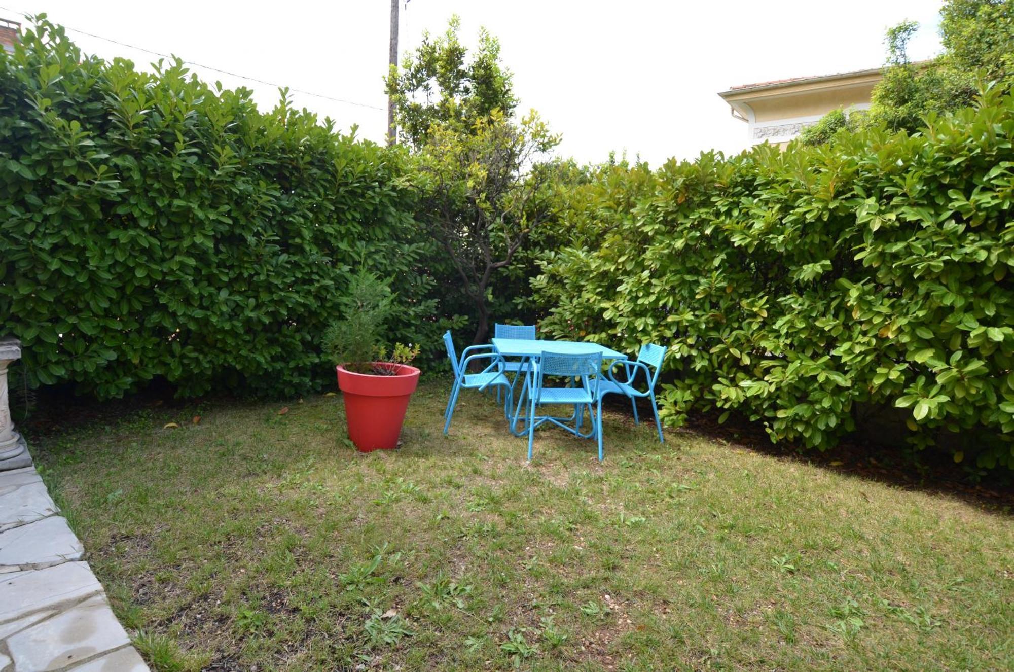 Appartement d'époque avec jardin et parking 4 personnes Le Port de Niza Exterior foto